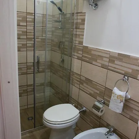 Del Sole Tropea Couette-café Riaci