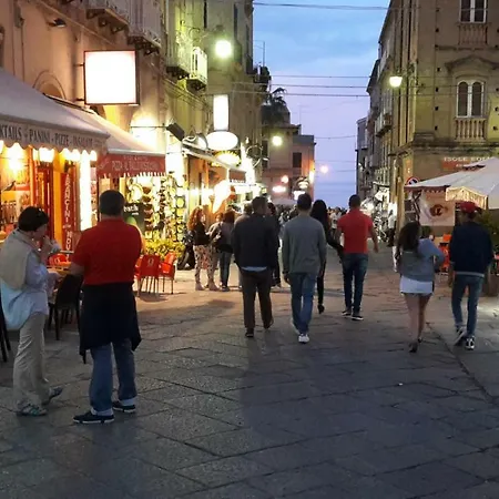 Del Sole Tropea Couette-café 3*