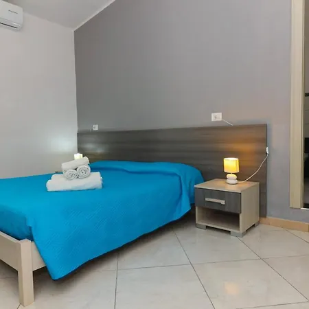 Oda ve Kahvaltı Del Sole Tropea 3*