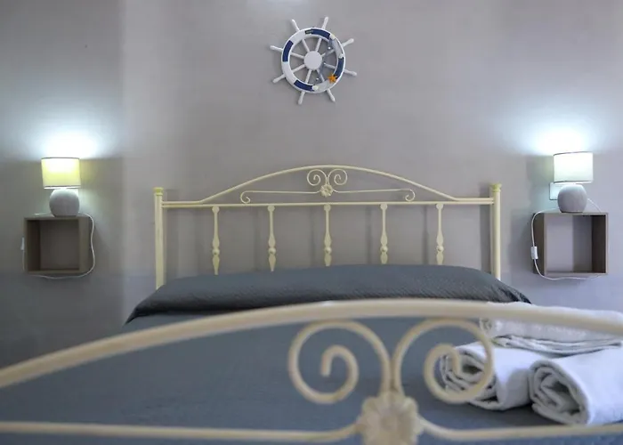 Del Sole Tropea 住宿加早餐酒店 Riaci