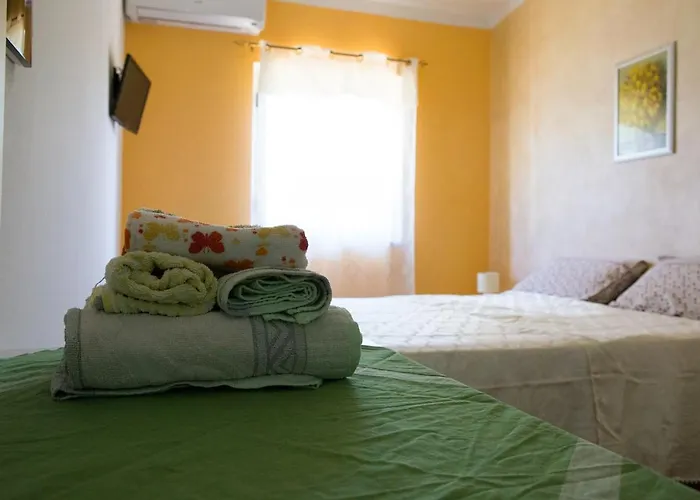 住宿加早餐酒店 Del Sole Tropea Riaci