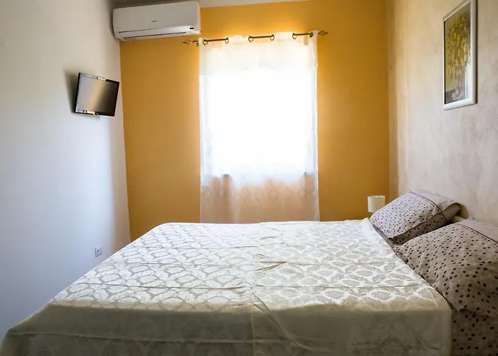 住宿加早餐酒店 Del Sole Tropea 3*