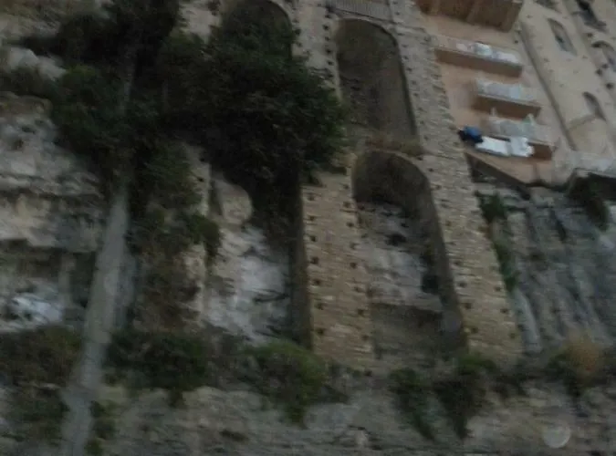 住宿加早餐酒店 Del Sole Tropea Riaci